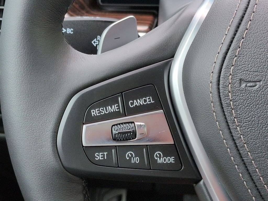 New 2026 Alpine White BMW xDrive40i image 26