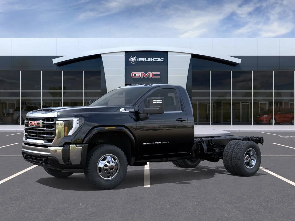 New 2026 Onyx Black GMC SLE image 2