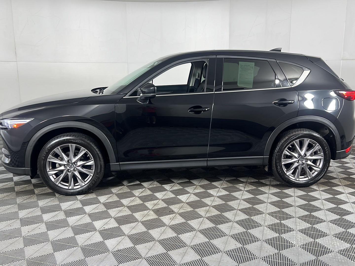 Used 2019 Jet Black Mica Mazda Grand Touring image 16