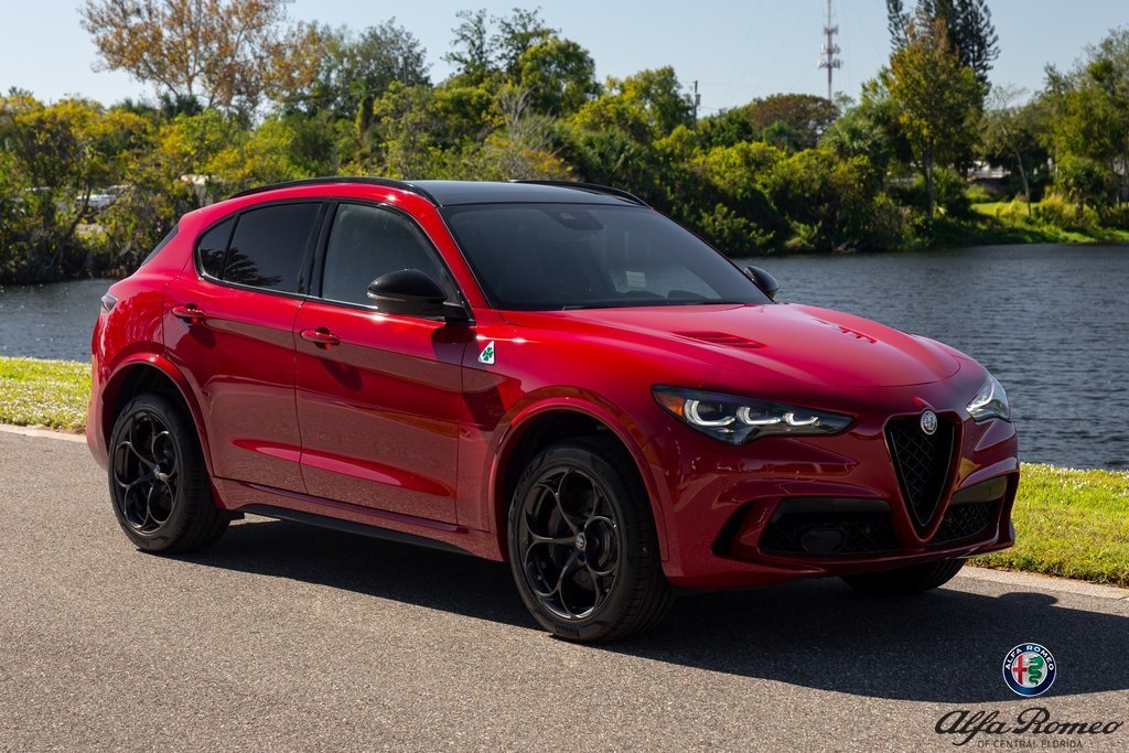 2024 Alfa Romeo Stelvio Quadrifoglio