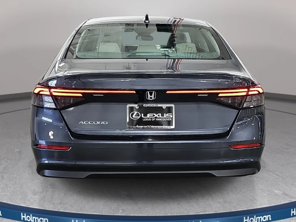 Used 2024  Honda EX image 7
