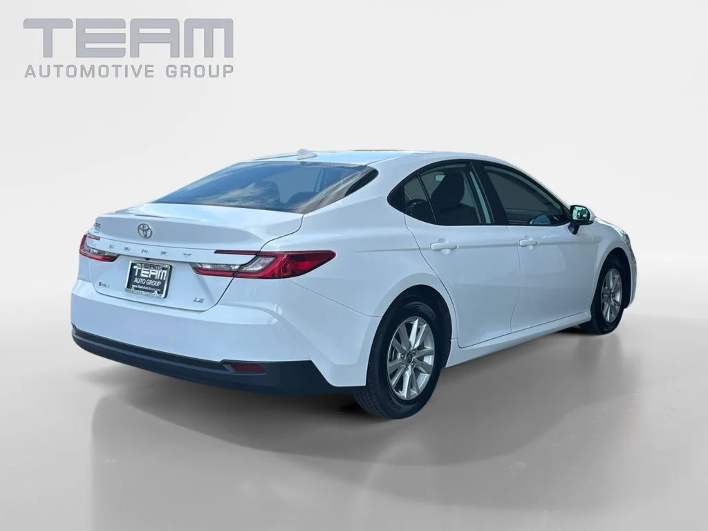 Used 2025 White Toyota LE image 7