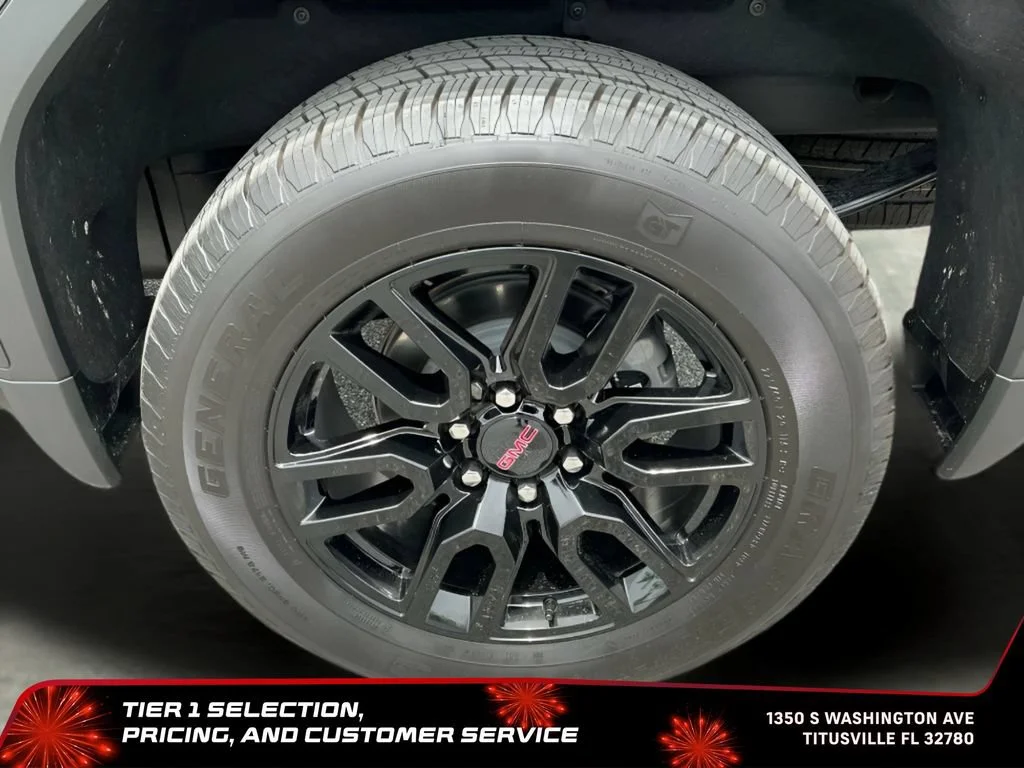 Used 2025 Onyx Black GMC Elevation image 46
