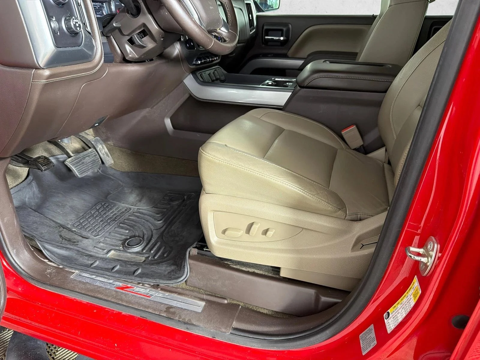 Used 2016 Blue Chevrolet LTZ image 10