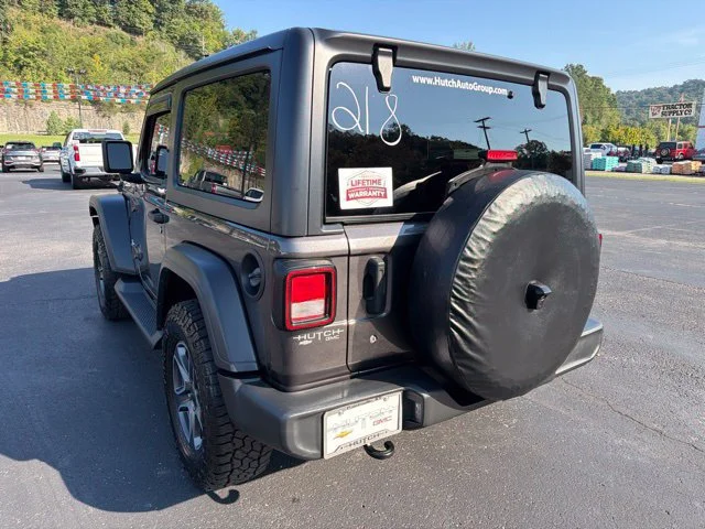 Used 2019 Gray Jeep Sport S 4x4 image 5