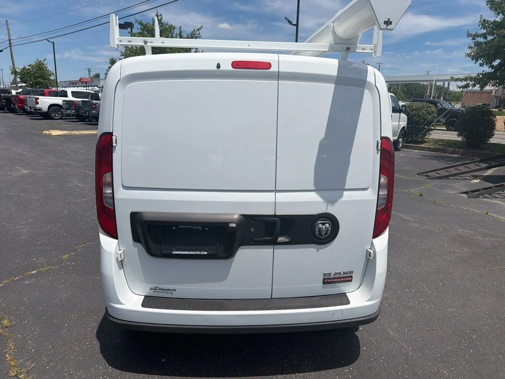 Used 2022 White Ram Base image 7