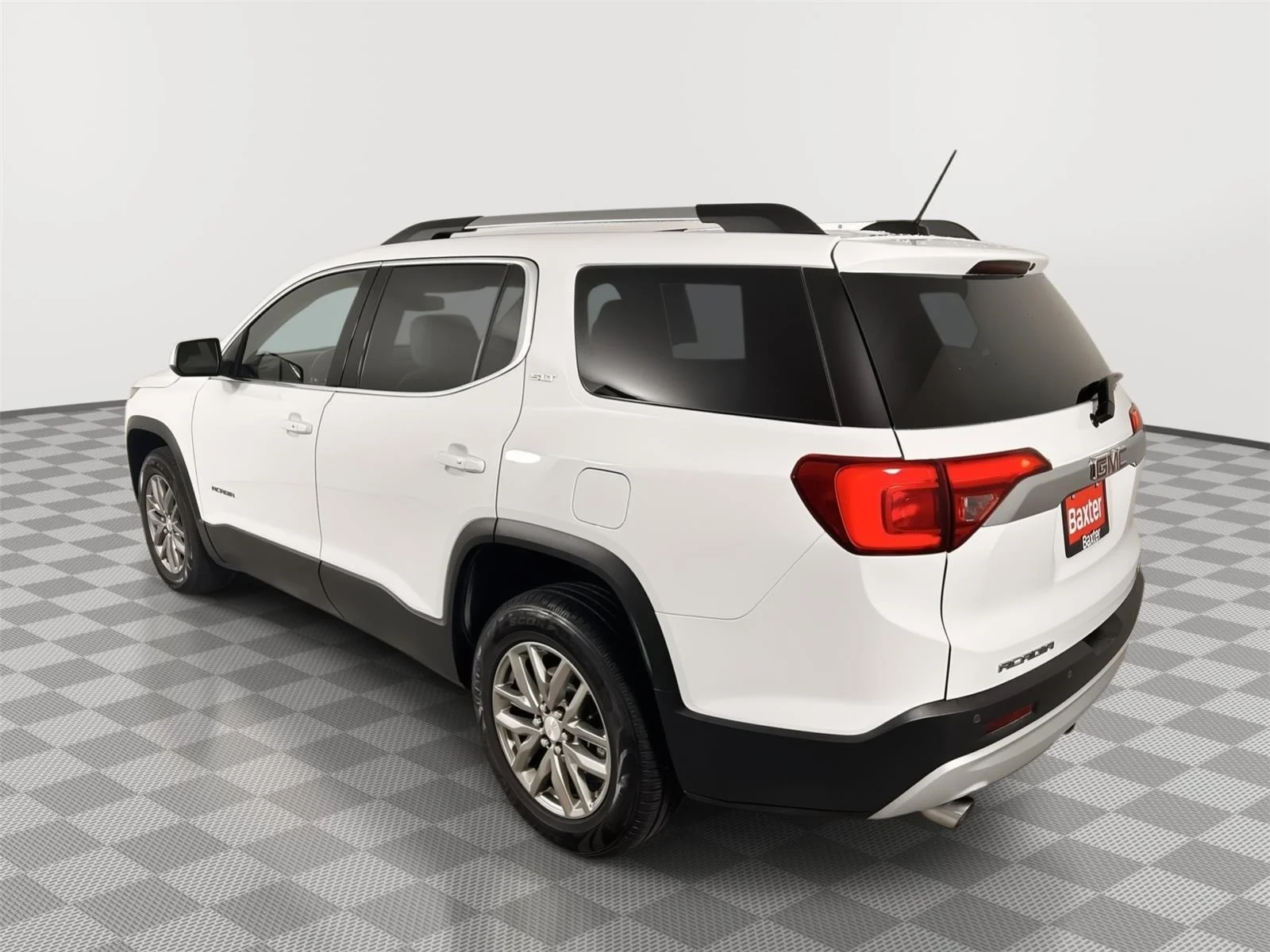 Used 2018 Summit White GMC SLT image 12