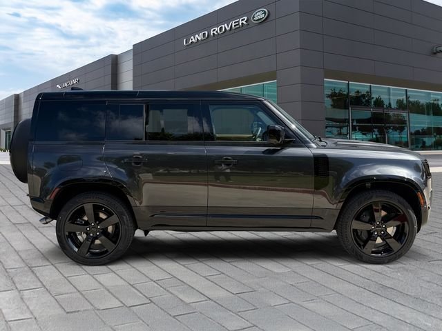 New 2026 Carpathian Grey Land Rover X-Dynamic SE image 6