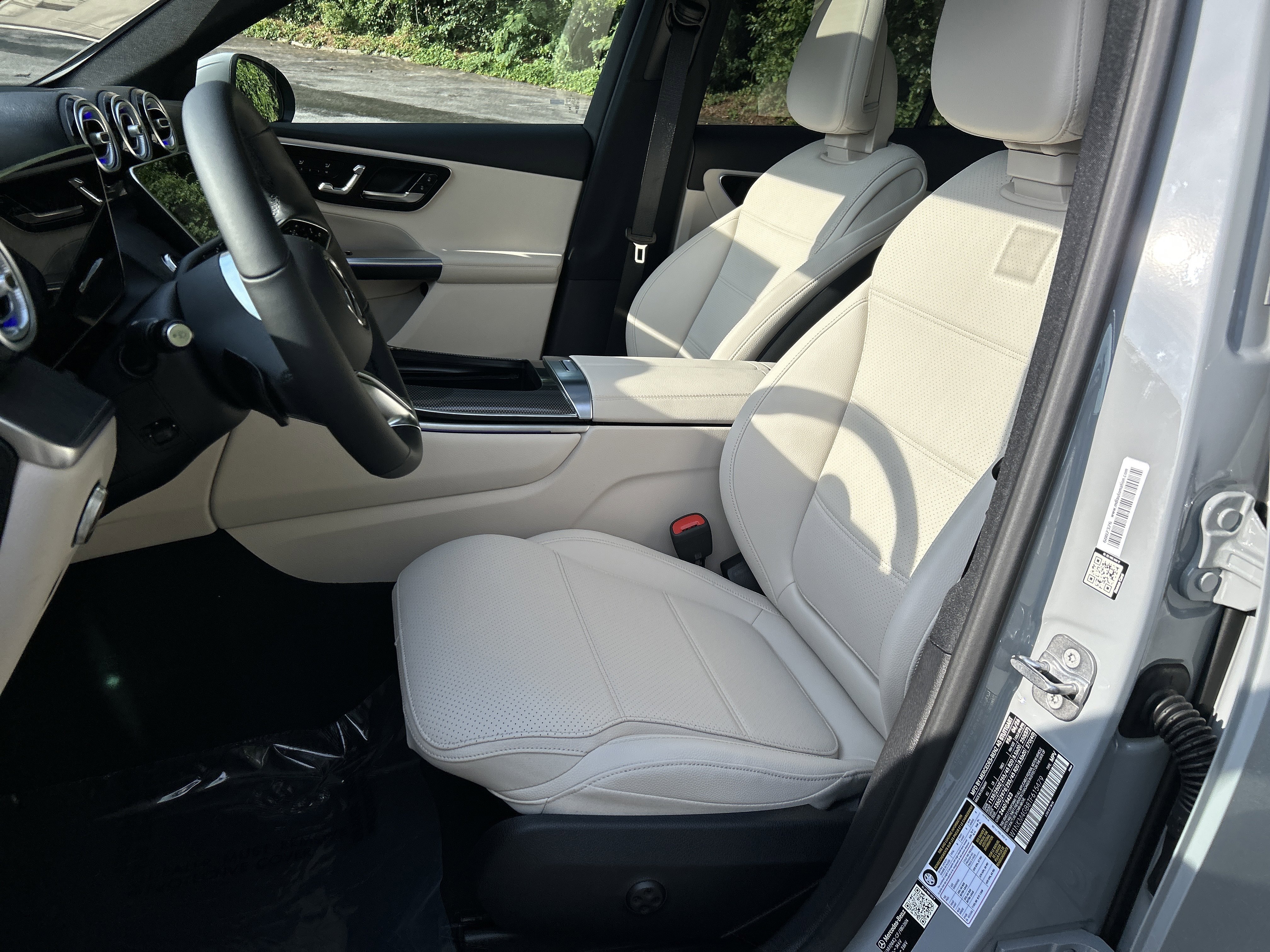New 2026 MANUFAKTUR Alpine Grey Mercedes-Benz GLC 300 SUV image 21