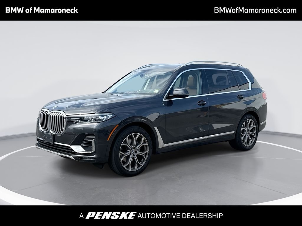 Used 2021 Gray BMW xDrive40i image 1