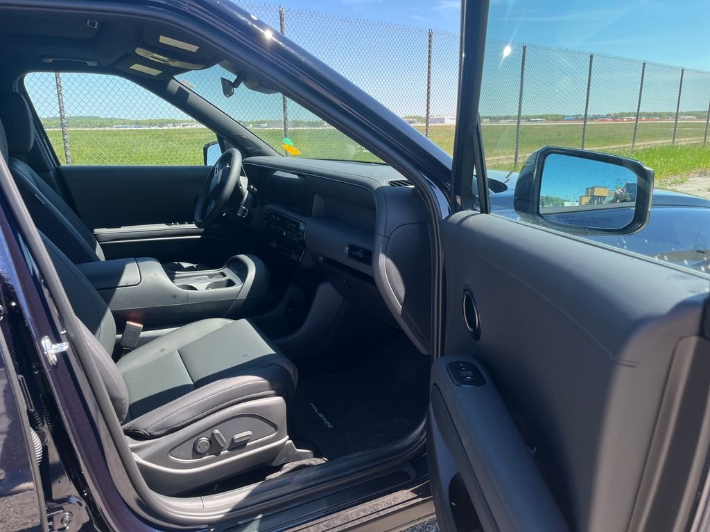 New 2026 Blue Hyundai XRT Pro image 3