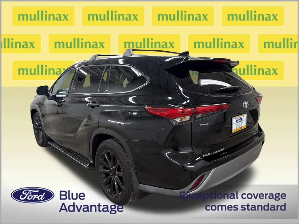 Certified Used 2022 Black Toyota Platinum image 11