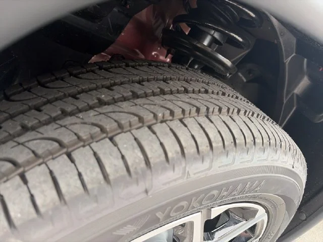 New 2026 Red Hot Pearl-Coat Exterior Paint Jeep Limited image 26
