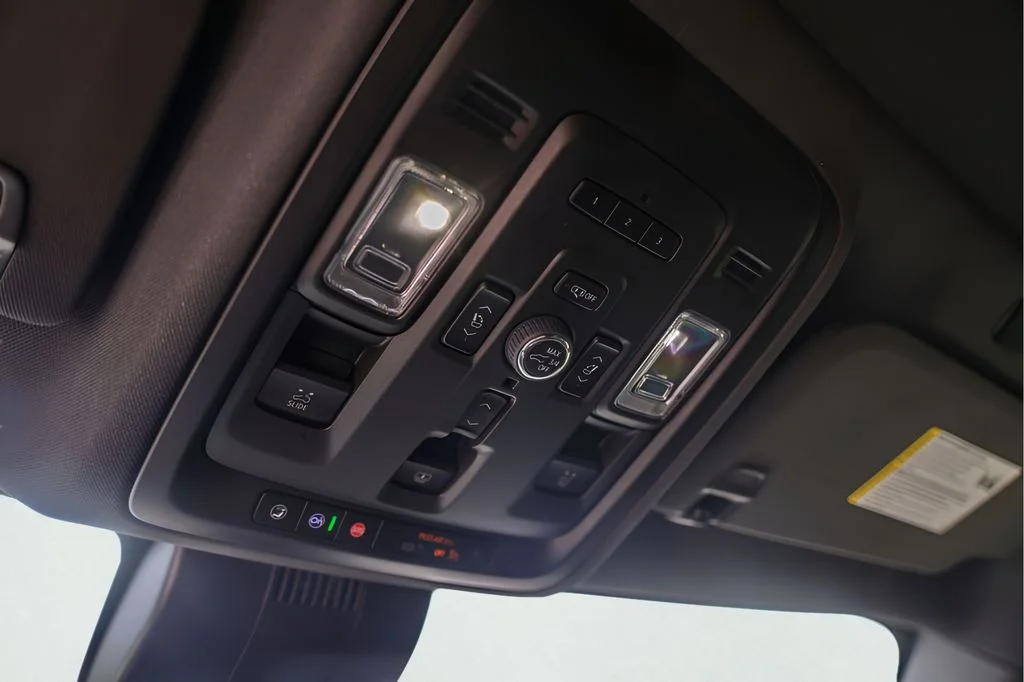Used 2023 Beige Chevrolet Premier image 25