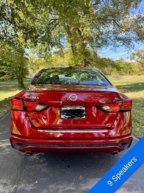Used 2020 Scarlet Ember Nissan 2.5 SL image 3
