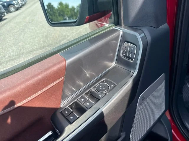 Used 2022 Red Metallic Ford Lariat image 18