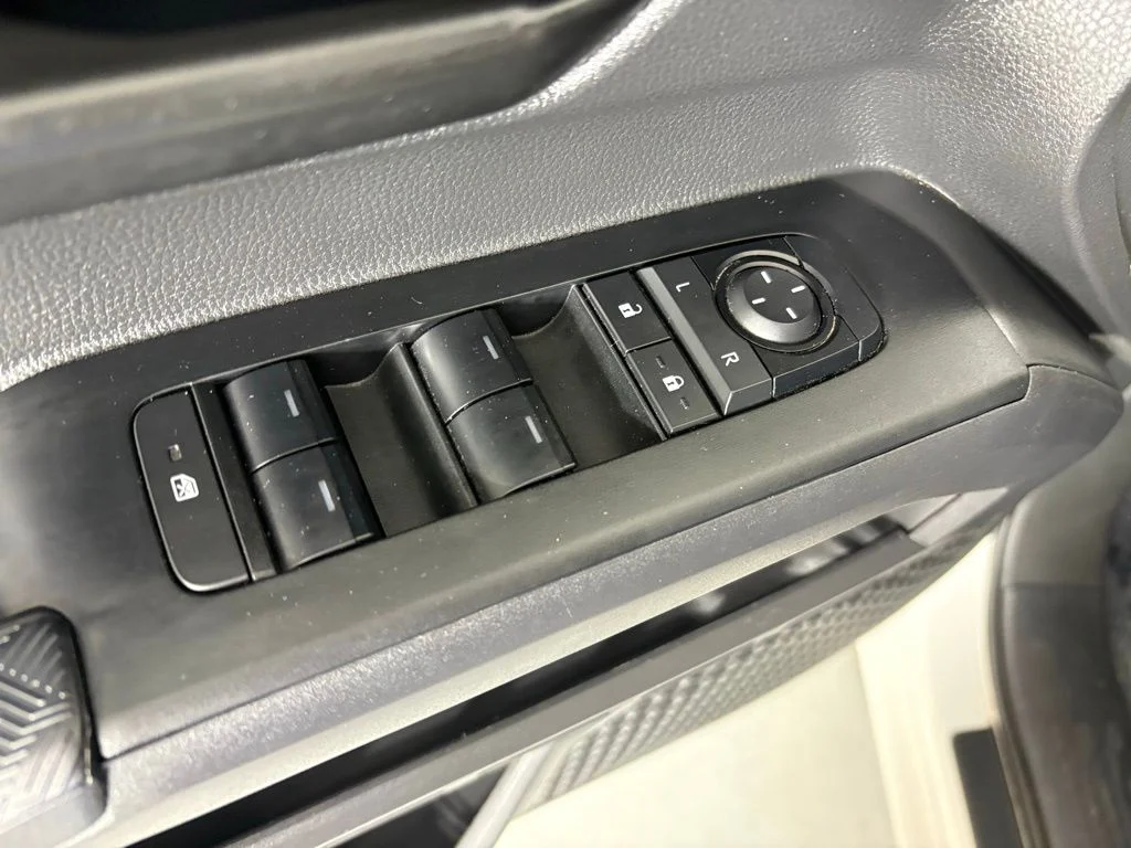 Used 2024 White Toyota SR5 image 15