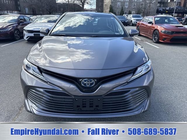 2020 Toyota Camry XLE - Photo 9