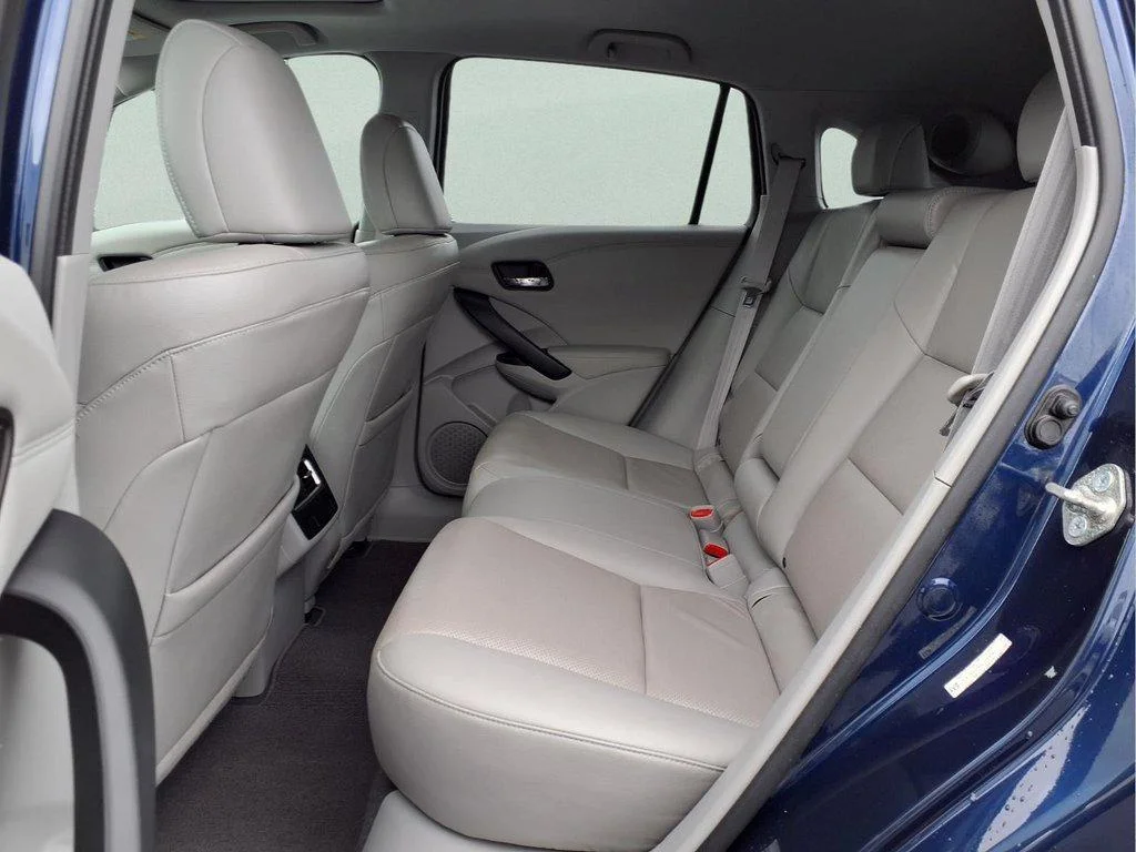 Used 2017 Fathom Blue Pearl Acura FWD w/Advance Pkg image 10