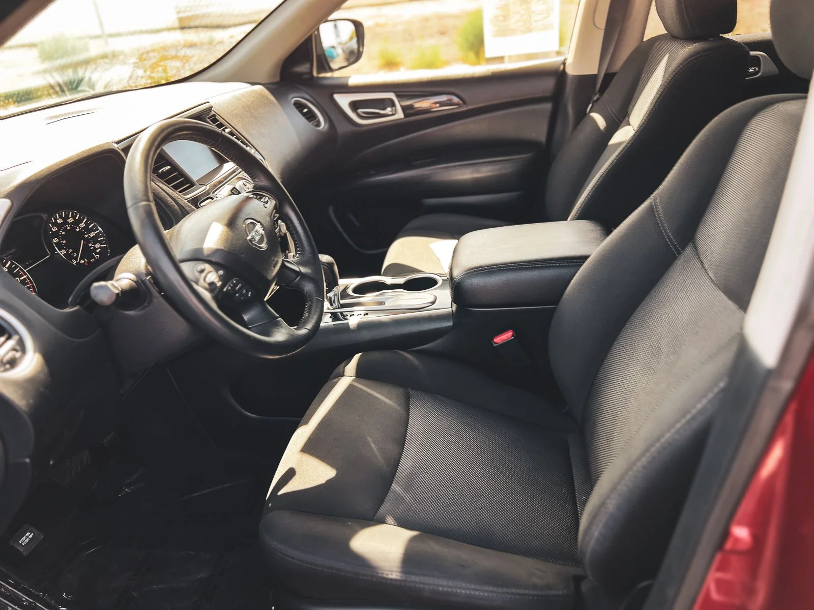 2020 Nissan Pathfinder SV - Photo 14