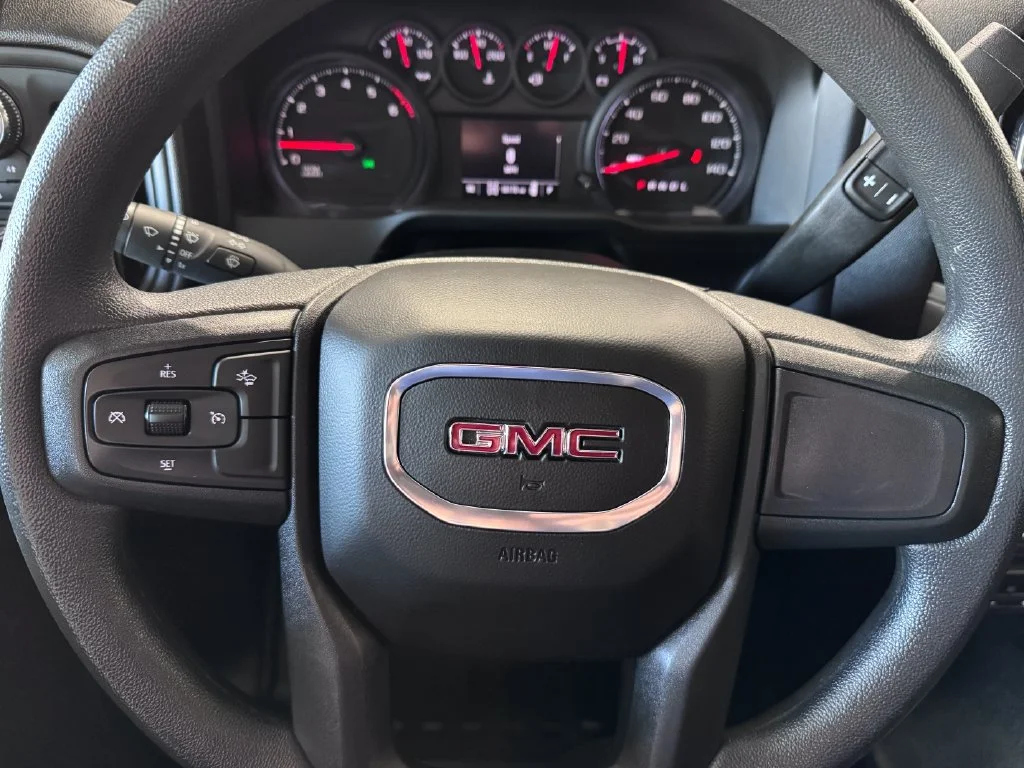 2025 GMC Sierra 2500HD Pro - Photo 15