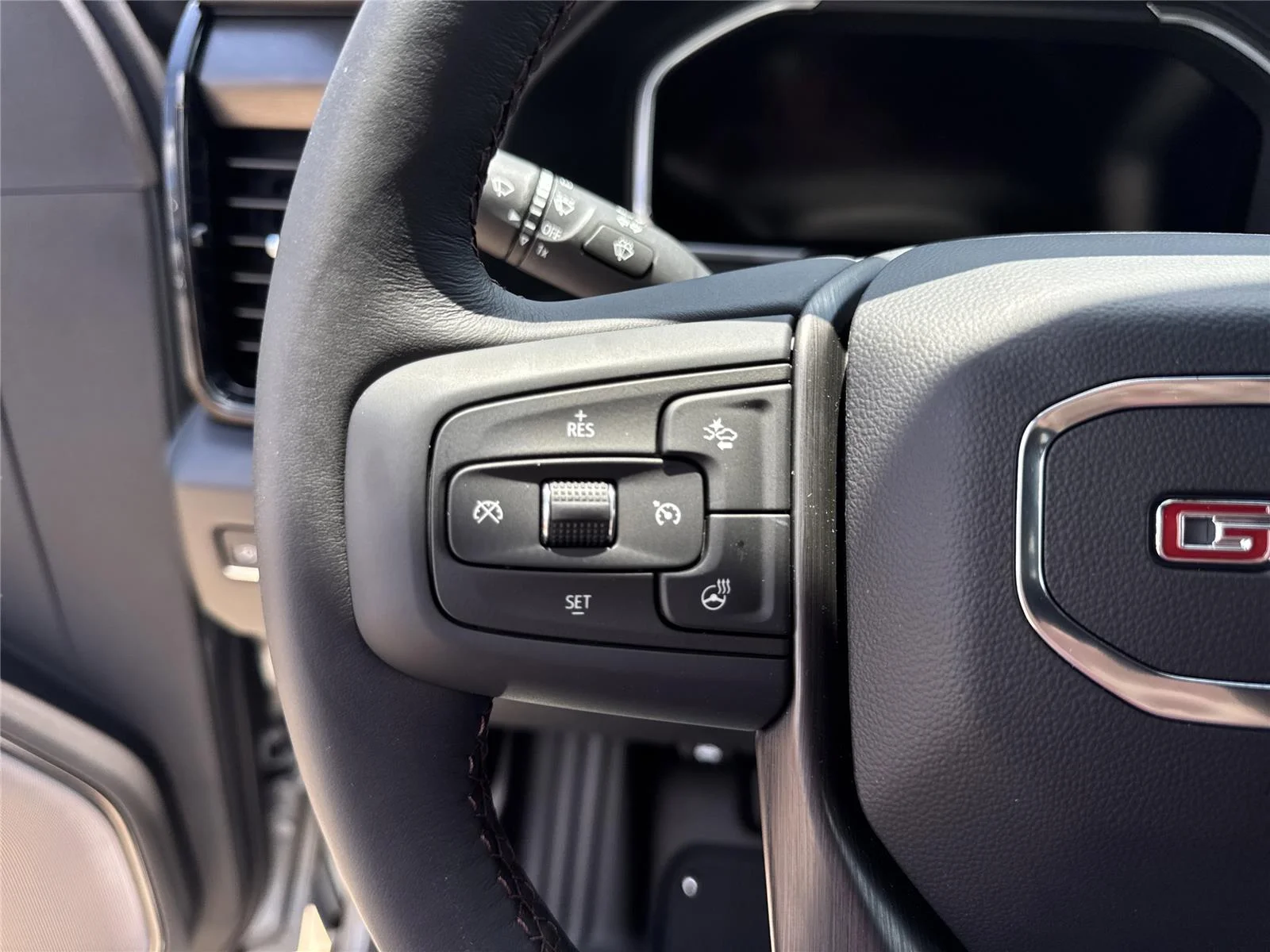 New 2026 Sterling Metallic GMC AT4X image 29