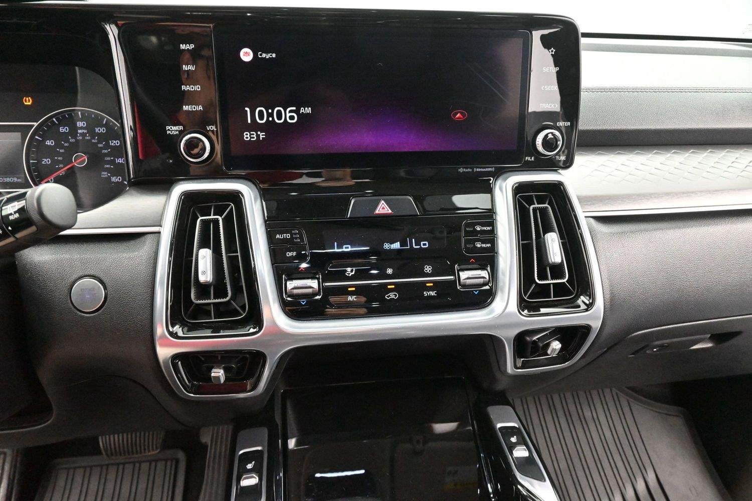 Used 2021 Glacial White Pearl Kia SX image 21
