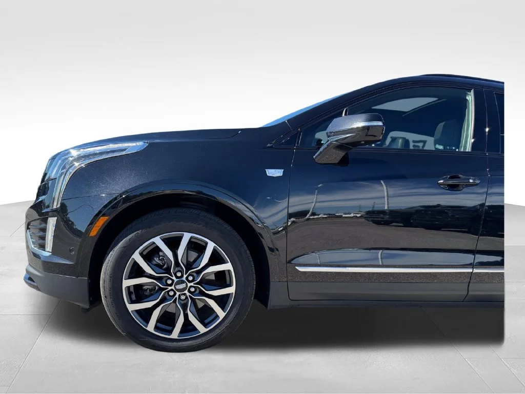 Used 2021 Black Cadillac Sport image 24