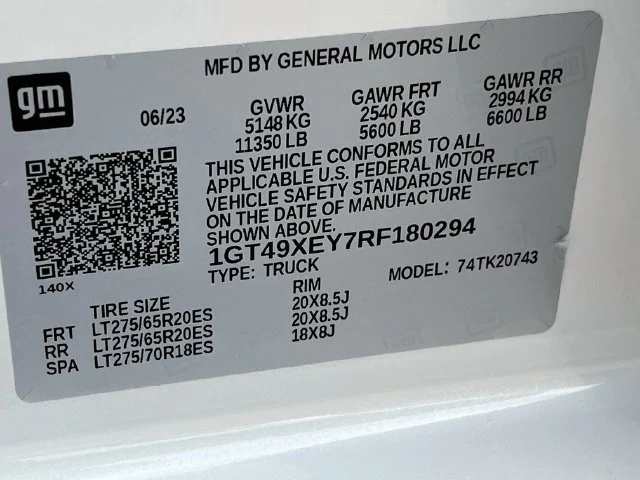 Used 2024 White GMC Denali Ultimate image 32