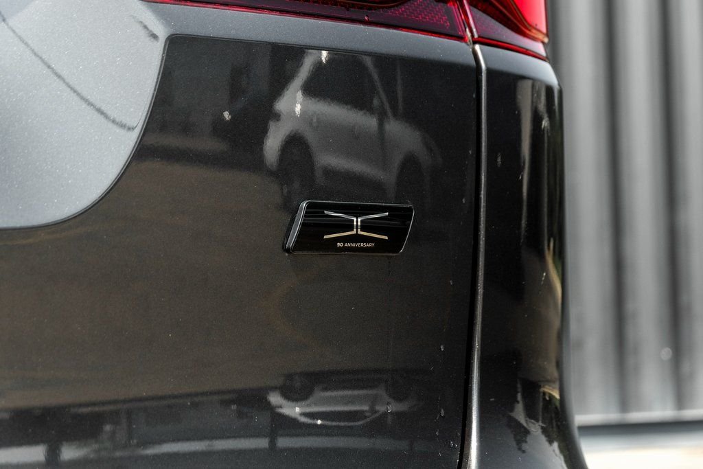 2026 Jaguar F-Pace R-Dynamic S - Photo 7
