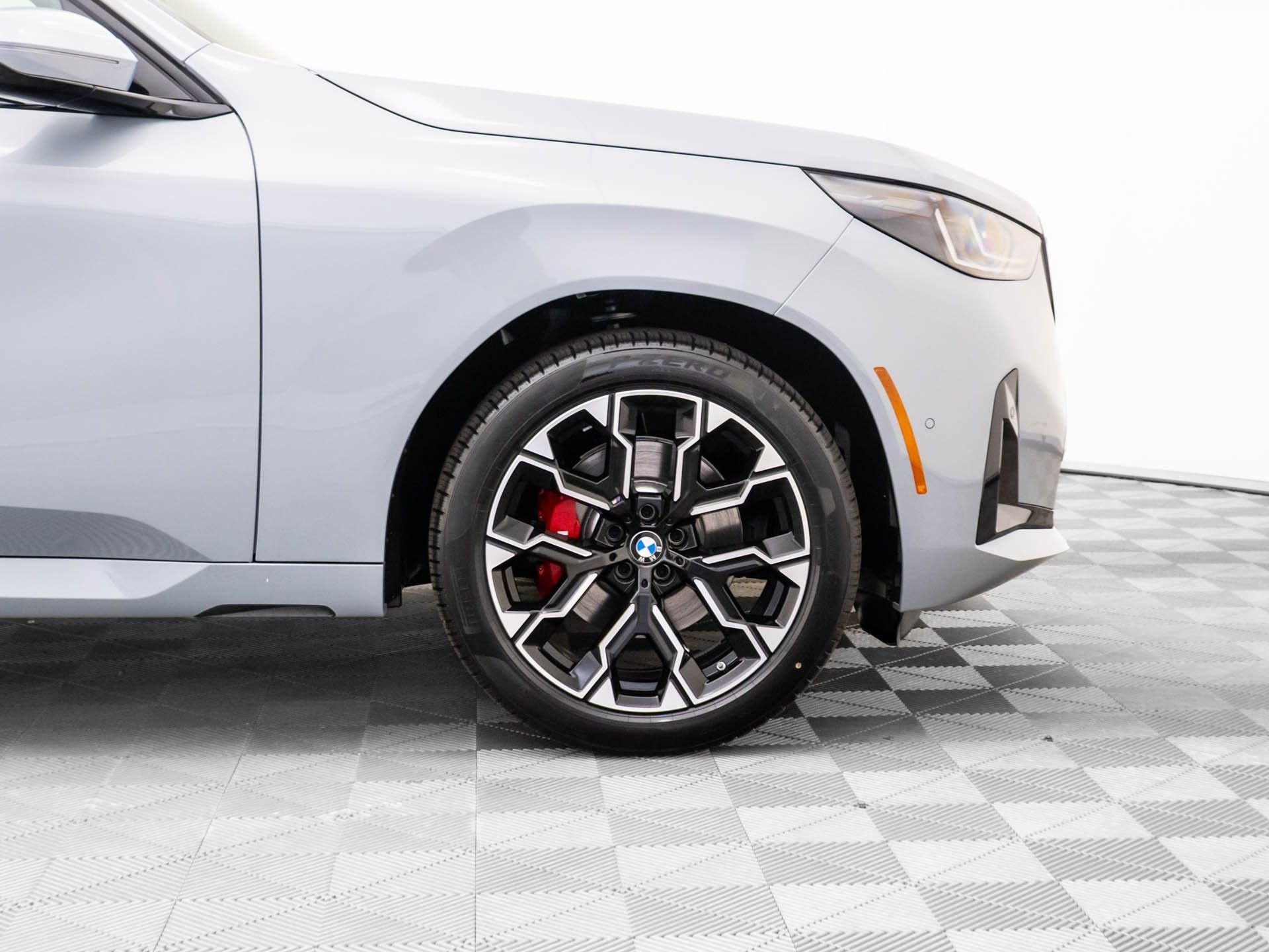 New 2026 Brooklyn Grey Metallic BMW 30 xDrive image 33