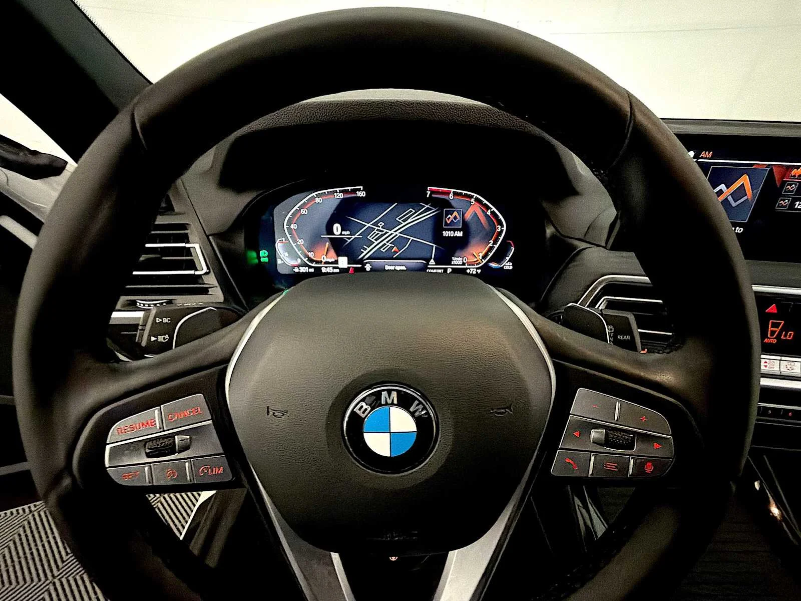 Used 2023 Alpine White BMW xDrive30i image 15
