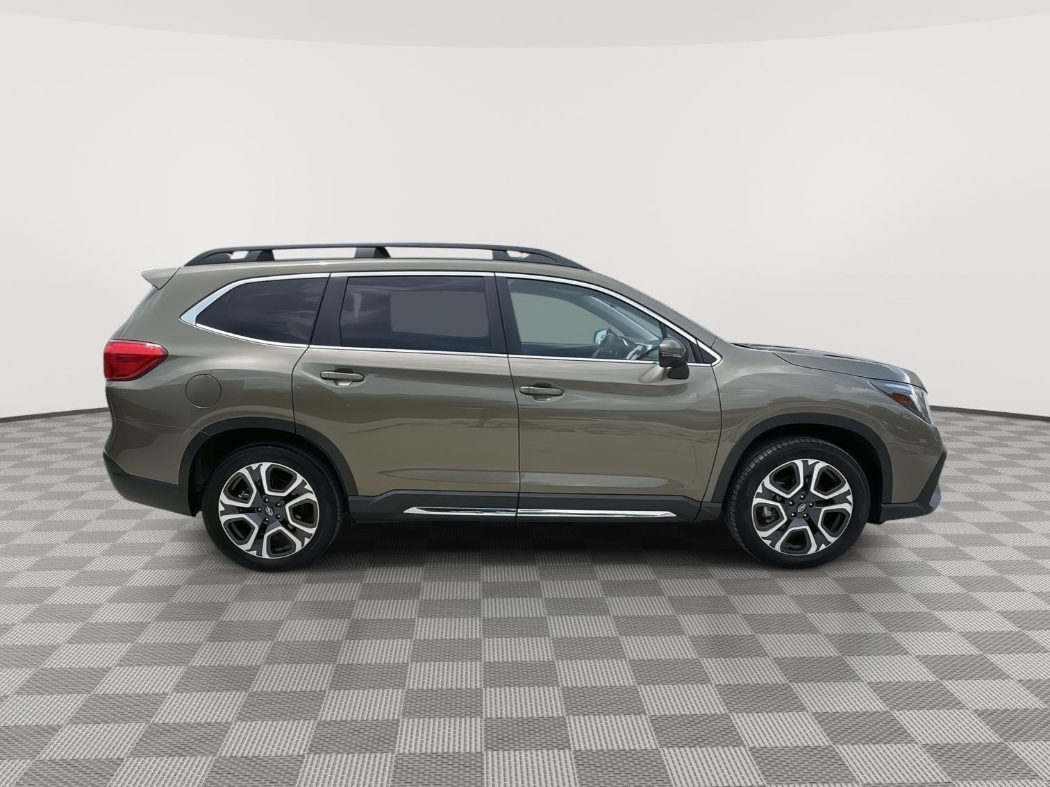 Certified Used 2023 Autumn Green Metallic Subaru Limited image 15
