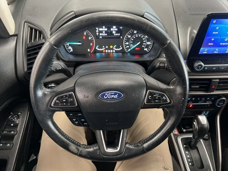 Used 2020 Blue Ford SE image 25