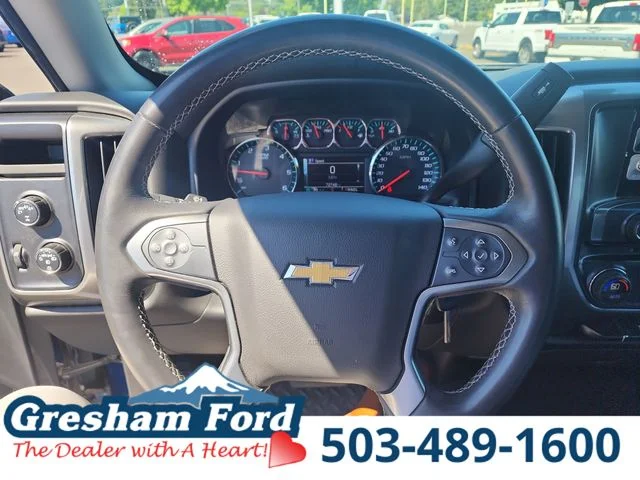 Used 2017 Deep Ocean Blue Metallic Chevrolet LT image 22