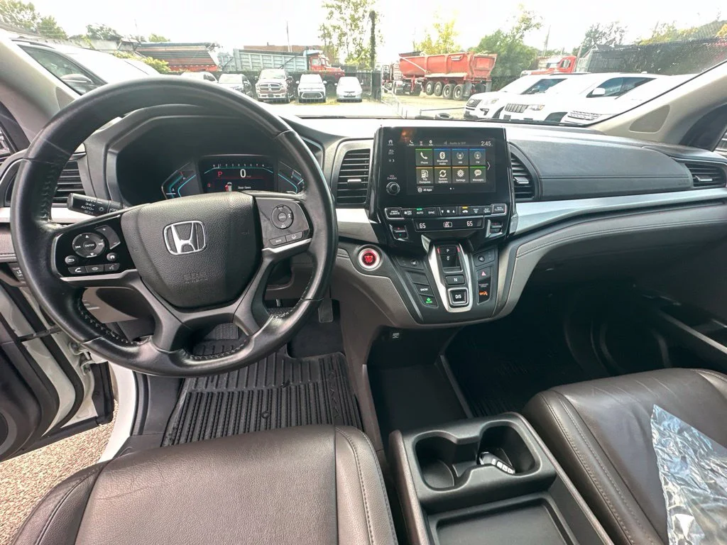 Used 2018  Honda EX-L image 25