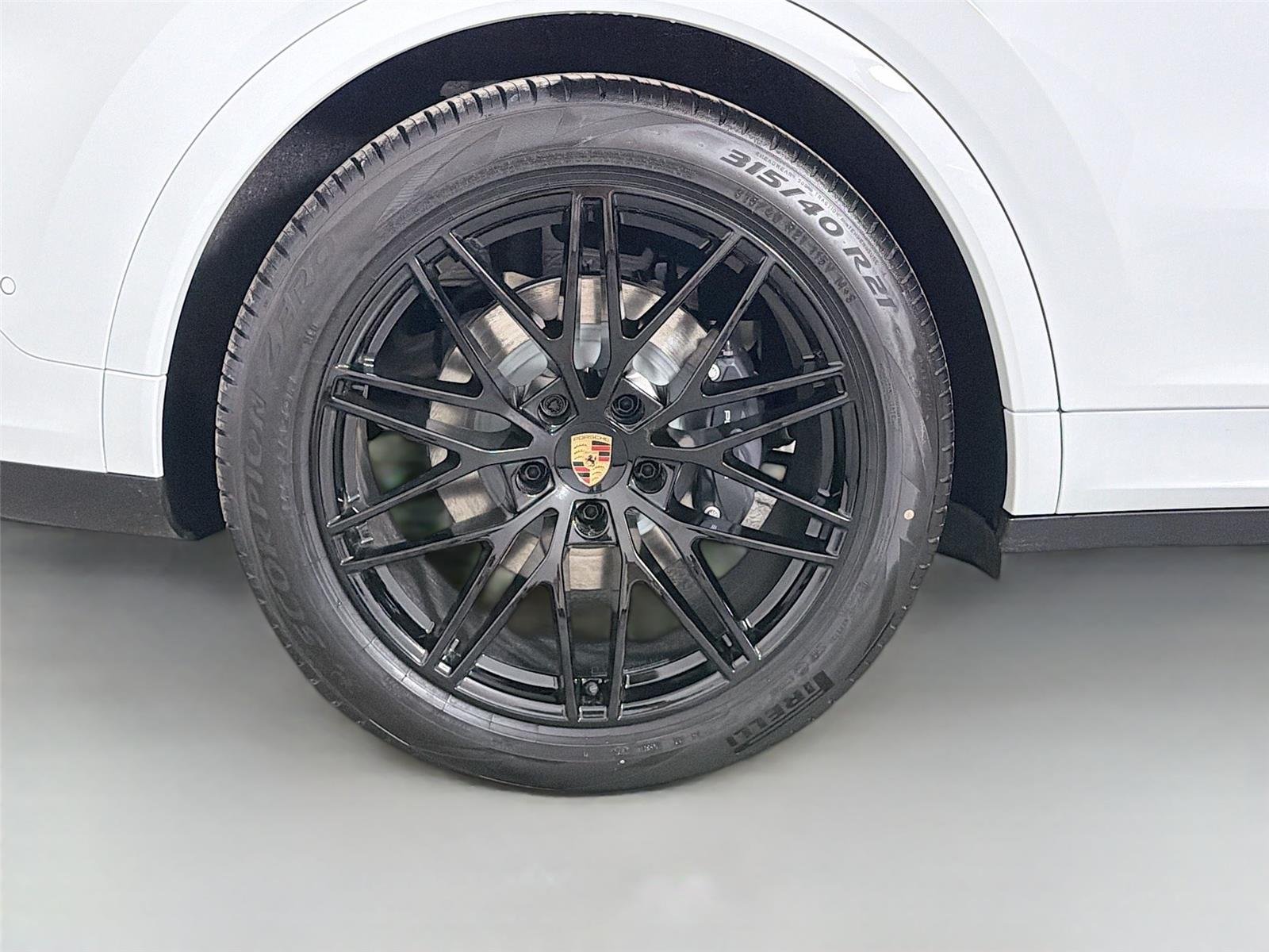 New 2026 Carrara White Metallic Porsche Coupe image 13