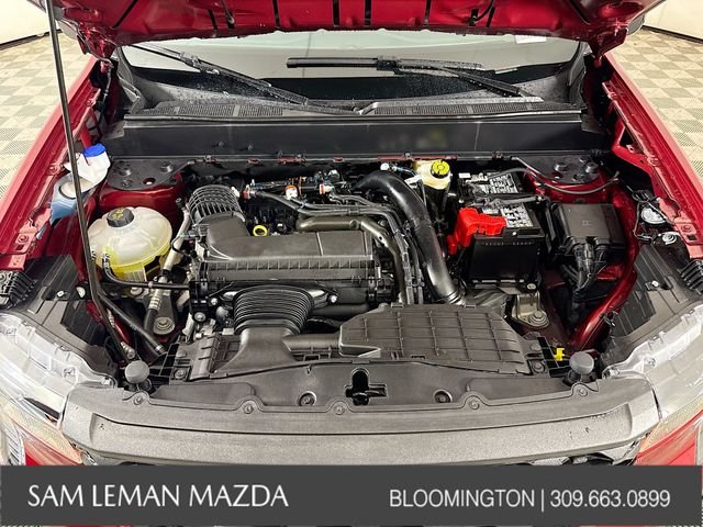 Used 2025 Red Ford XLT image 28