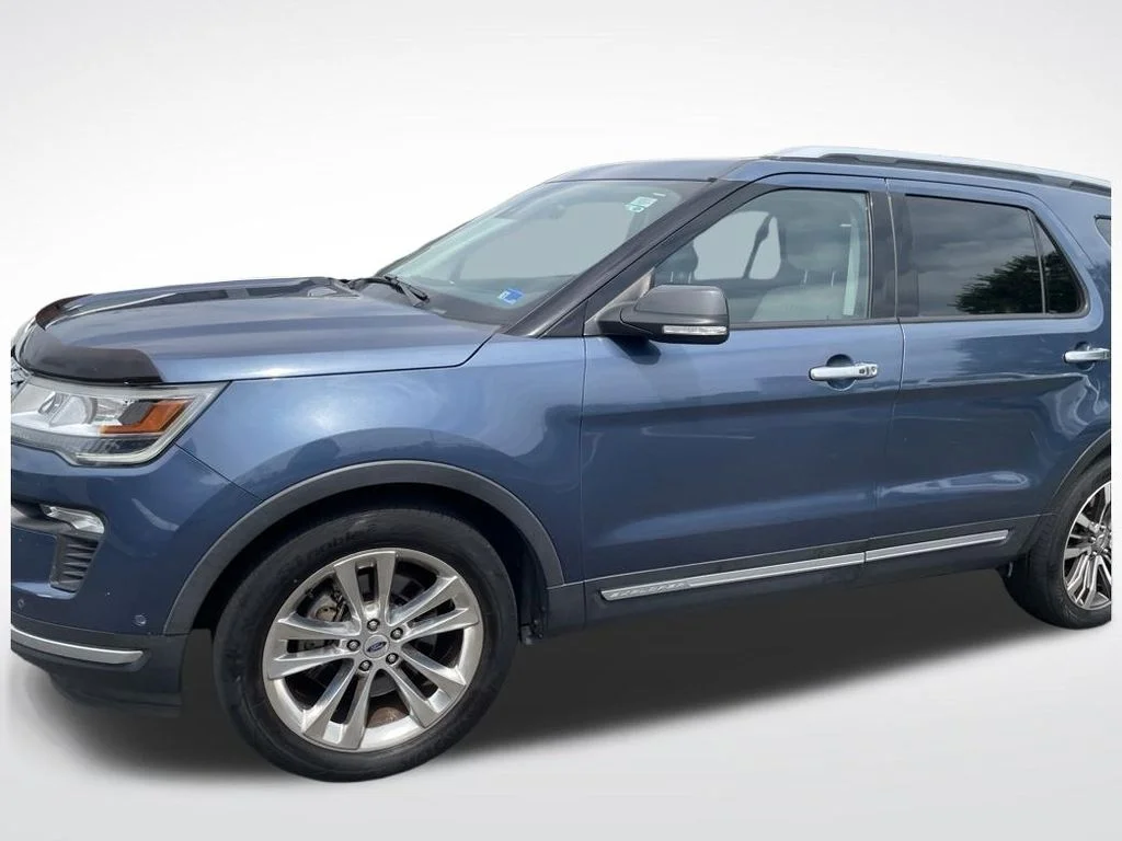 Used 2018 Blue Ford Platinum image 6