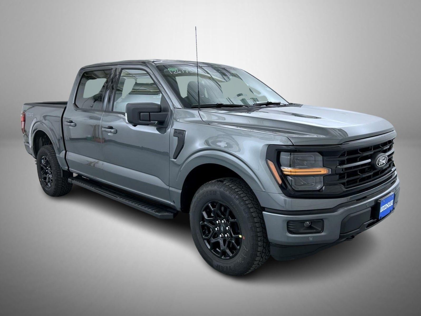 New 2026 Carbonized Gray Metallic Ford XLT image 3