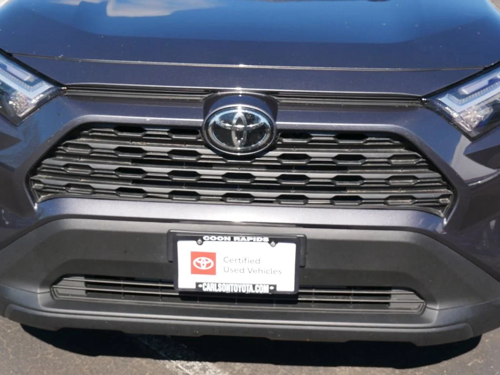 Used 2025 Gray Toyota XLE image 9