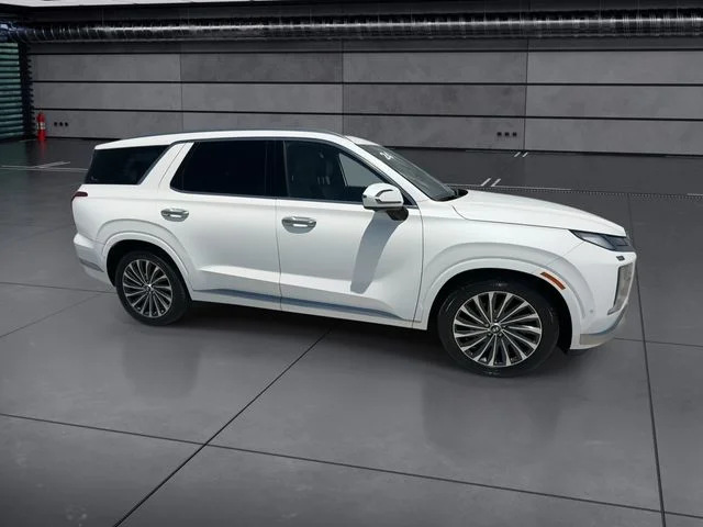 Used 2024 White Hyundai Calligraphy image 9