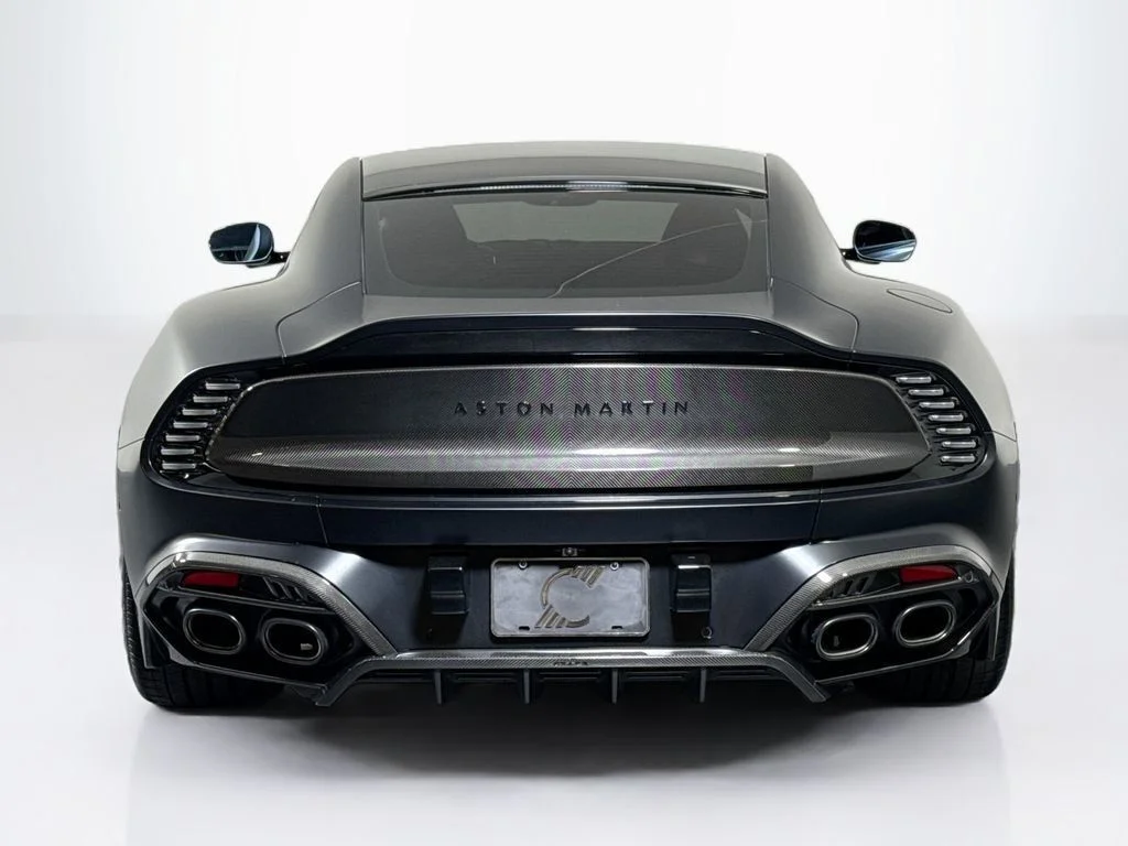 Used 2025 Oberon Black Aston Martin V12 image 4