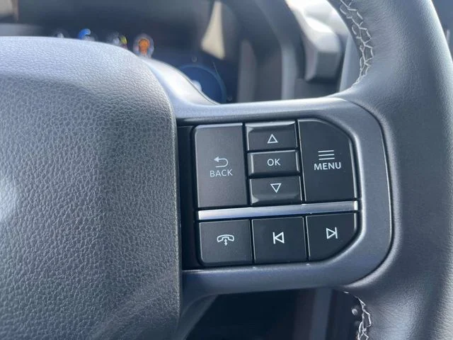 New 2026 Avalanche Ford XLT image 16