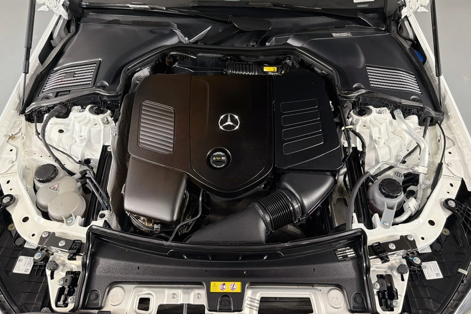 Certified Used 2024 Polar White Mercedes-Benz C 300 image 11