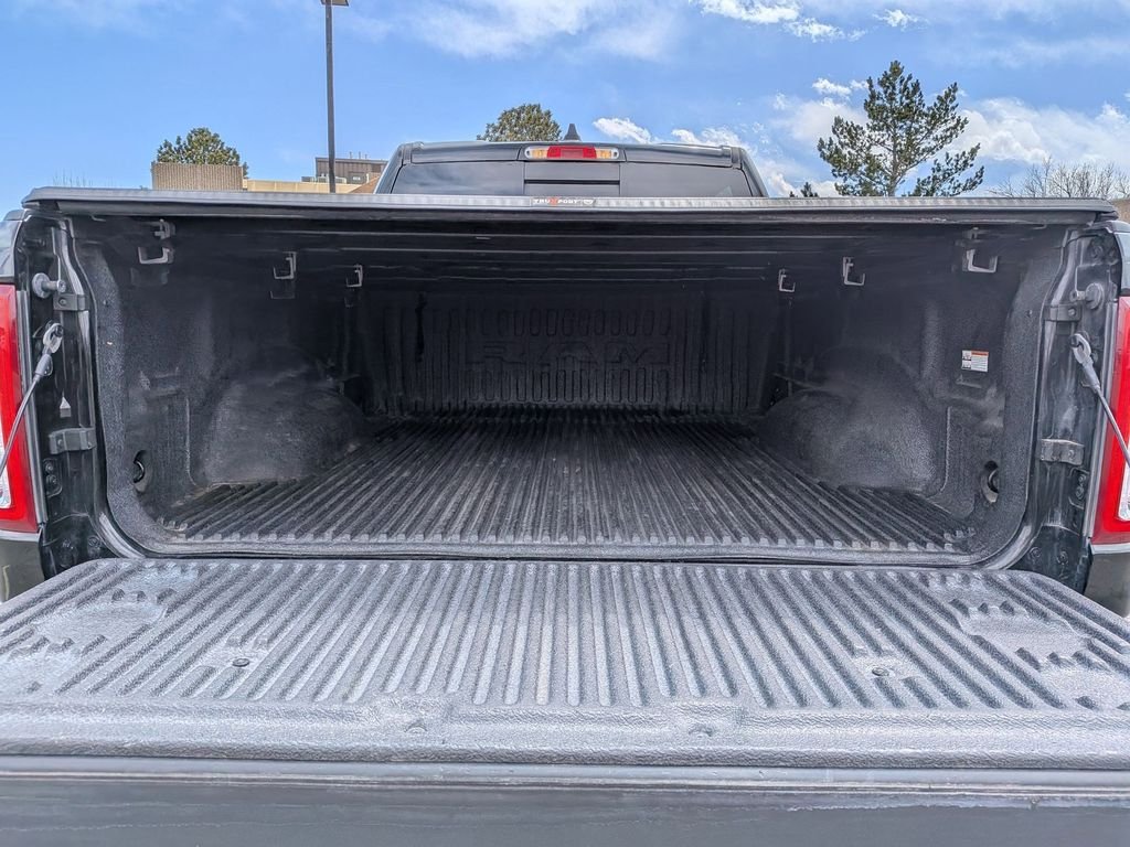 Used 2019 Diamond Black Crystal Pearlcoat Ram Big Horn/Lone Star image 6