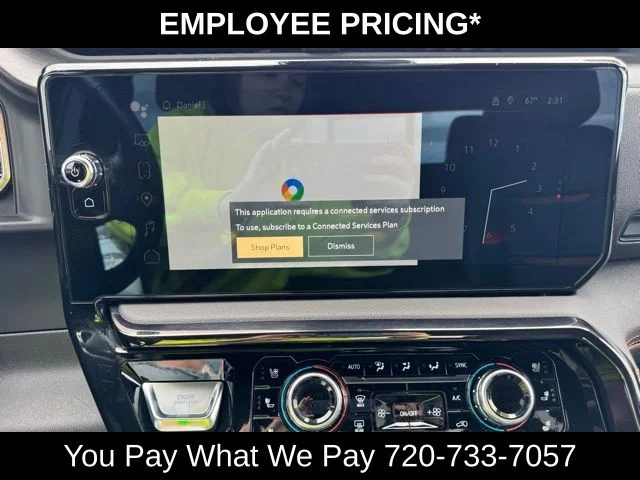 Used 2024 White GMC AT4 image 33