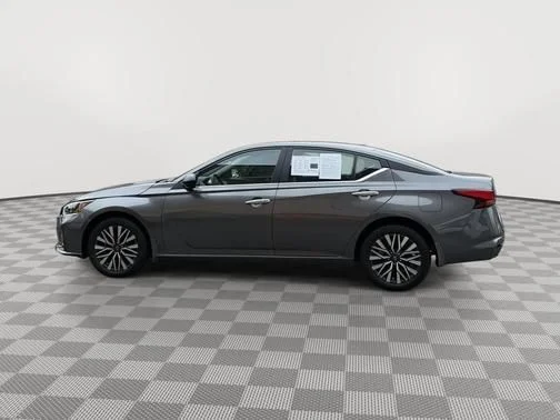 Certified Used 2024 Gray Nissan 2.5 SV image 6