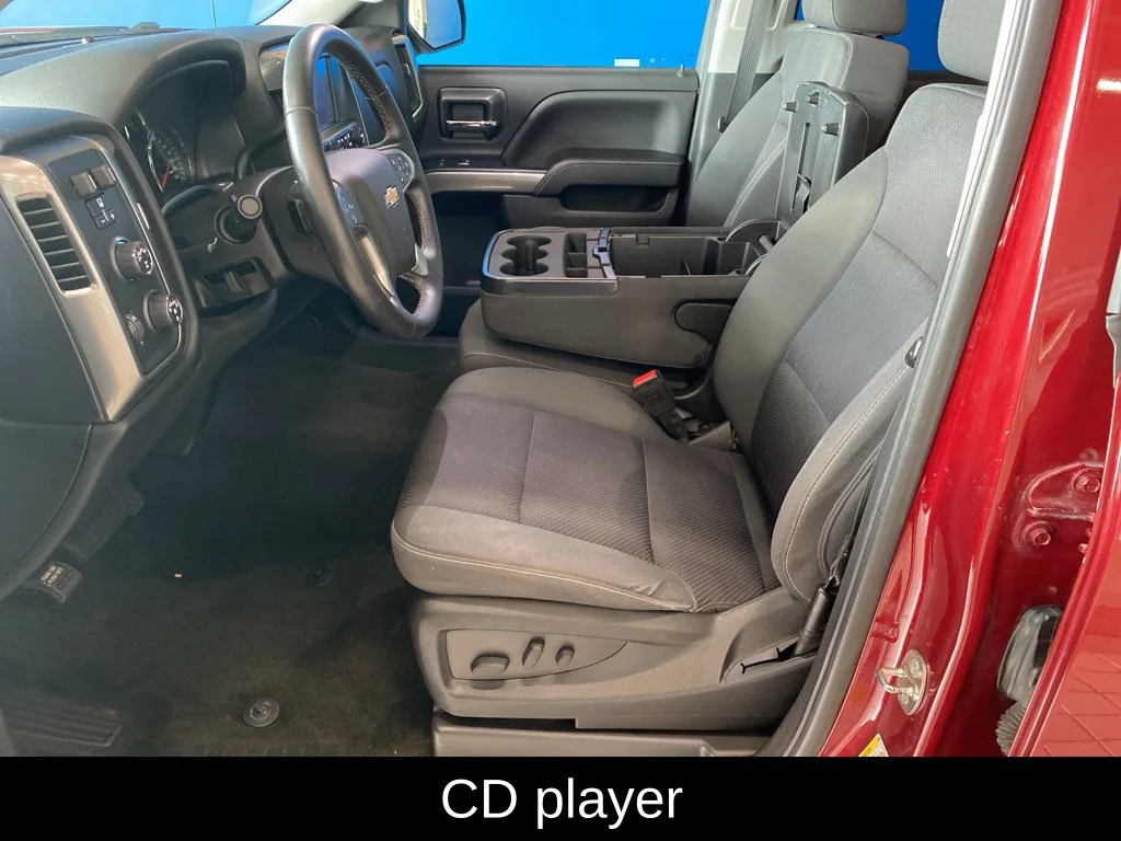Used 2018 Red Chevrolet LT image 8