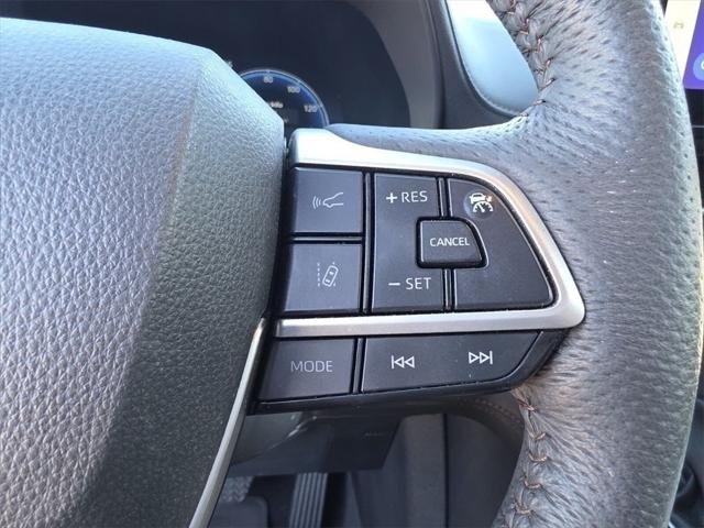 2025 Toyota Sienna Platinum - Photo 31